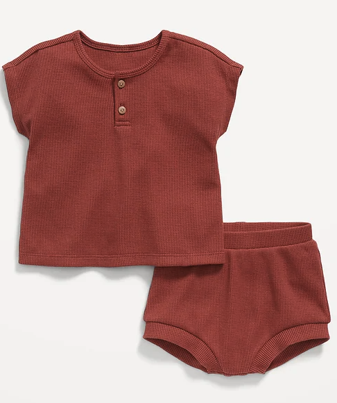 Conjunto de Top Henley de Tejido Térmico y Bloomers para Bebé